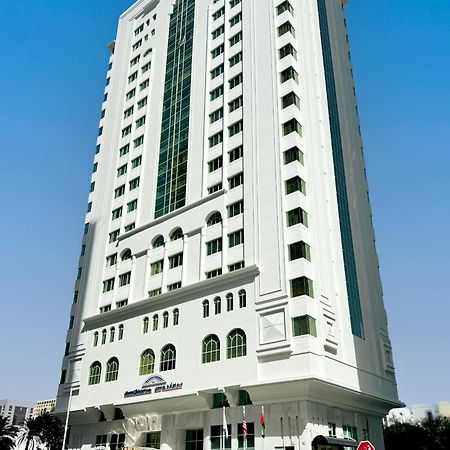 Howard Johnson By Wyndham Abu Dhabi Downtown Exteriör bild